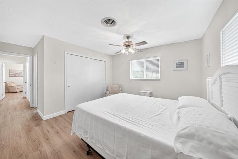 Villa ou maison à vendre à Englewood, Floride: 2 chambres, 125.23 m2 № 1908053 - photo 19