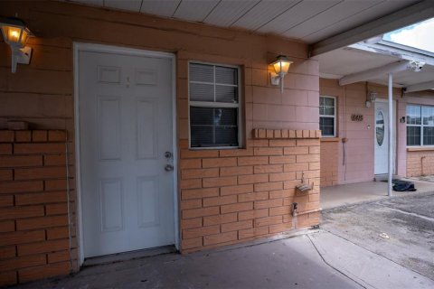 House in Tampa, Florida 3 bedrooms, 103.59 sq.m. № 1893831 - photo 22