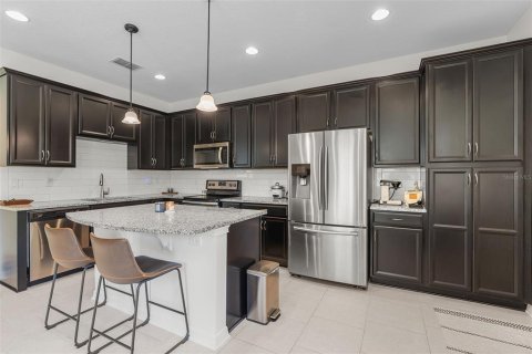 Townhouse in Orlando, Florida 2 bedrooms, 149.85 sq.m. № 1757892 - photo 6