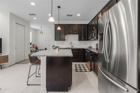 Townhouse in Orlando, Florida 2 bedrooms, 149.85 sq.m. № 1757892 - photo 7