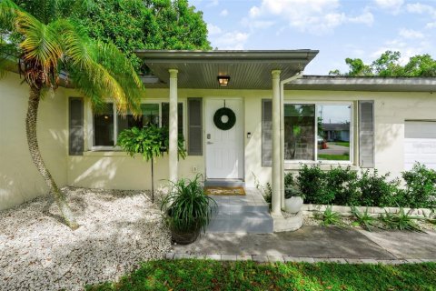 Casa en Clearwater, Florida 3 dormitorios, 116.13 m2 № 2394022