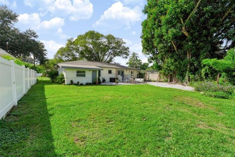 Casa en venta en Clearwater, Florida, 3 dormitorios, 116.13 m2 № 2394022 - foto 16