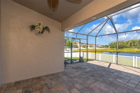 Villa ou maison à vendre à New Port Richey, Floride: 4 chambres, 177.26 m2 № 2419149 - photo 21