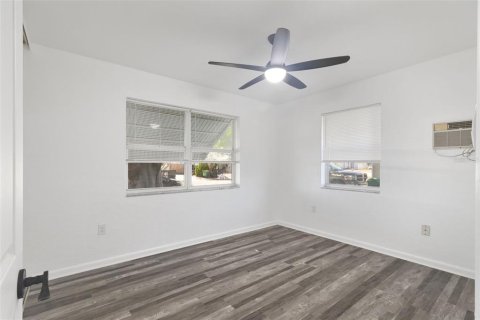 Casa en venta en Port Charlotte, Florida, 2 dormitorios, 78.04 m2 № 2145367 - foto 15
