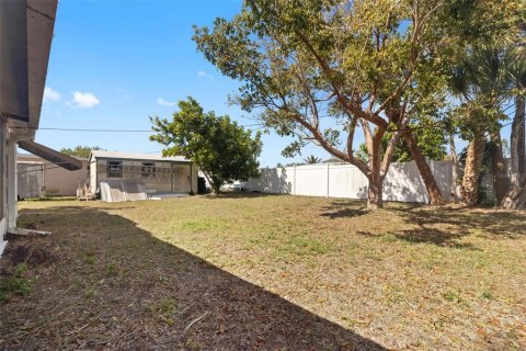 Casa en venta en Port Charlotte, Florida, 2 dormitorios, 78.04 m2 № 2145367 - foto 23
