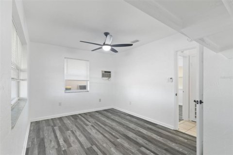 Casa en venta en Port Charlotte, Florida, 2 dormitorios, 78.04 m2 № 2145367 - foto 20