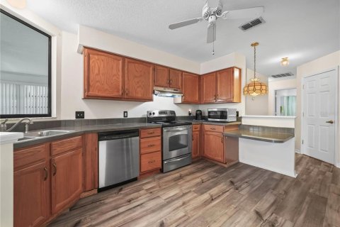 House in Lakeland, Florida 2 bedrooms, 140.47 sq.m. № 1618161 - photo 5