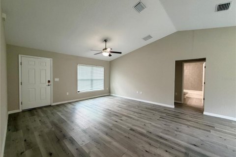 Villa ou maison à vendre à Citrus Springs, Floride: 3 chambres, 128.3 m2 № 2211447 - photo 4