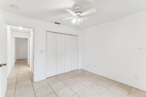 House in Inverness, Florida 3 bedrooms, 128.21 sq.m. № 2093573 - photo 15