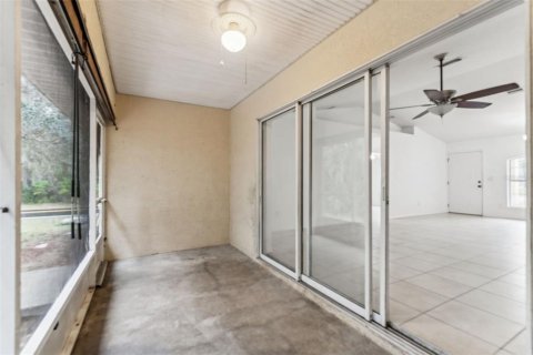 House in Inverness, Florida 3 bedrooms, 128.21 sq.m. № 2093573 - photo 24