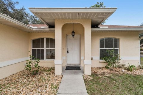 House in Inverness, Florida 3 bedrooms, 128.21 sq.m. № 2093573 - photo 3