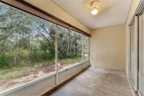 House in Inverness, Florida 3 bedrooms, 128.21 sq.m. № 2093573 - photo 25