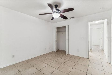House in Inverness, Florida 3 bedrooms, 128.21 sq.m. № 2093573 - photo 18