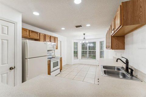 House in Inverness, Florida 3 bedrooms, 128.21 sq.m. № 2093573 - photo 10