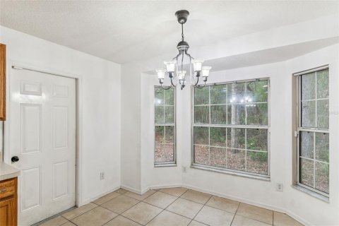 House in Inverness, Florida 3 bedrooms, 128.21 sq.m. № 2093573 - photo 13