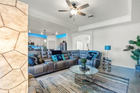 House in Bradenton, Florida 3 bedrooms, 228.08 sq.m. № 1591422 - photo 6