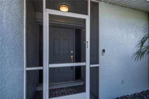 House in Port Charlotte, Florida 3 bedrooms, 144.18 sq.m. № 1724365 - photo 30