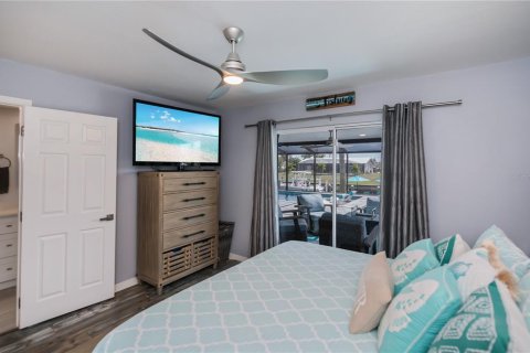 House in Port Charlotte, Florida 3 bedrooms, 144.18 sq.m. № 1724365 - photo 18