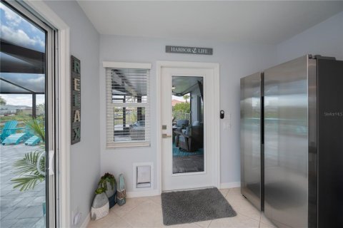 House in Port Charlotte, Florida 3 bedrooms, 144.18 sq.m. № 1724365 - photo 15