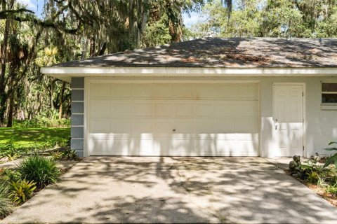 House in Leesburg, Florida 3 bedrooms, 151.24 sq.m. № 2216695 - photo 4