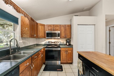 House in Leesburg, Florida 3 bedrooms, 151.24 sq.m. № 2216695 - photo 18