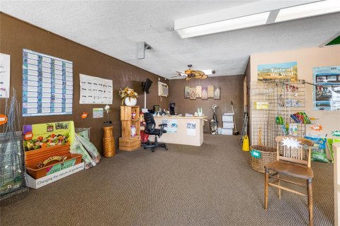 Propiedad comercial en venta en Tavares, Florida, 174.47 m2 № 1295369 - foto 7