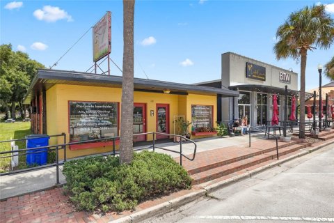 Propiedad comercial en venta en Tavares, Florida, 174.47 m2 № 1295369 - foto 3