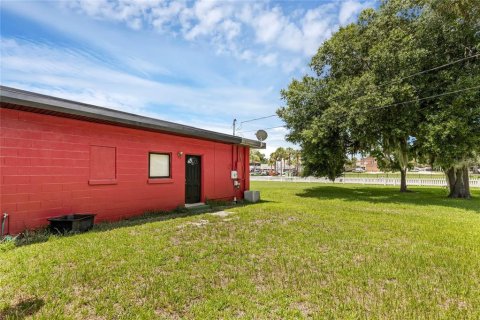 Propiedad comercial en venta en Tavares, Florida, 174.47 m2 № 1295369 - foto 29