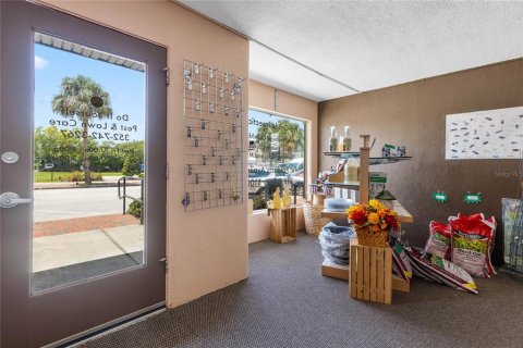 Propiedad comercial en venta en Tavares, Florida, 174.47 m2 № 1295369 - foto 6