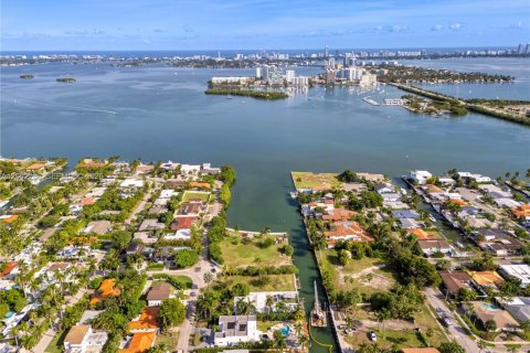 Terrain à vendre à Miami, Floride № 2066251 - photo 12