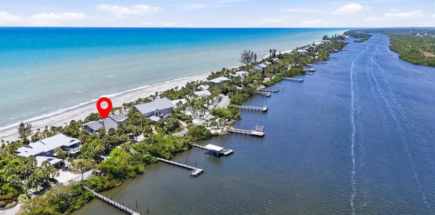 Casa en Englewood, Florida 4 dormitorios, 387.96 m2 № 2111326