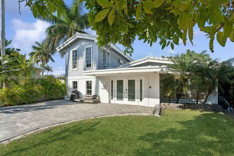 Casa en venta en Hollywood, Florida, 5 dormitorios, 289.86 m2 № 1487392 - foto 3