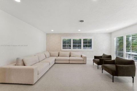 Casa en venta en Hollywood, Florida, 5 dormitorios, 289.86 m2 № 1487392 - foto 5