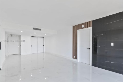 Купить кондоминиум в Авентура, Флорида 2 спальни, 105.72м2, № 2022634 - фото 4