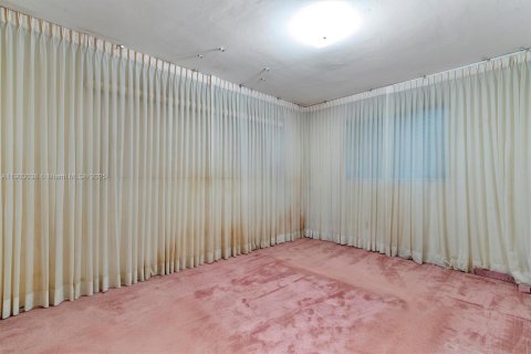 Villa ou maison à vendre à Hialeah, Floride: 3 chambres, 91.88 m2 № 1954716 - photo 15