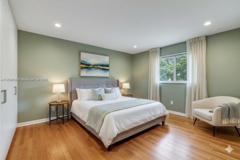 Villa ou maison à vendre à Hialeah, Floride: 3 chambres, 91.88 m2 № 1954716 - photo 12