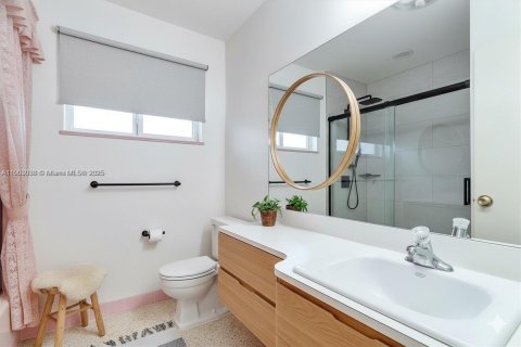 Villa ou maison à vendre à Hialeah, Floride: 3 chambres, 91.88 m2 № 1954716 - photo 18