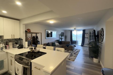 Condominio en alquiler en Boca Raton, Florida, 3 dormitorios, 111.48 m2 № 2086237 - foto 3