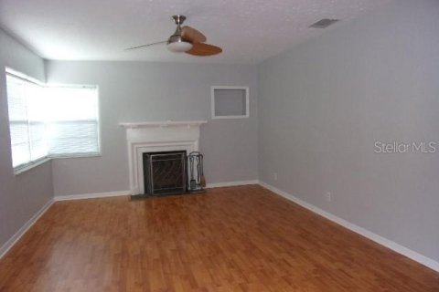 Casa en alquiler en Lakeland, Florida, 3 dormitorios, 83.24 m2 № 1903378 - foto 2