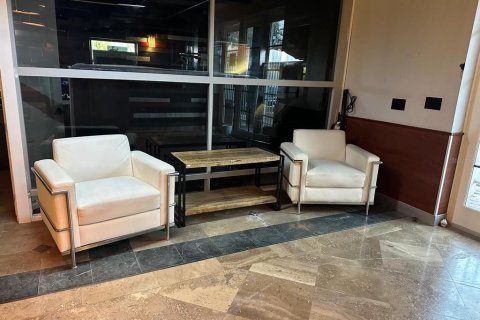 Immobilier commercial à vendre à Fort Myers, Floride: 435.53 m2 № 2213600 - photo 7