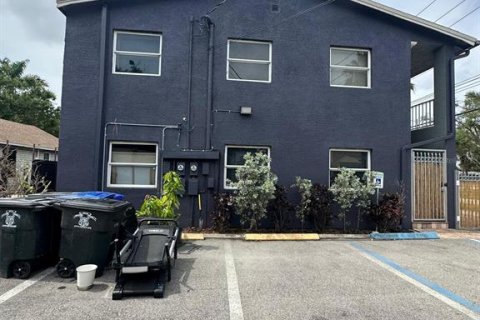 Immobilier commercial à vendre à Fort Myers, Floride: 435.53 m2 № 2213600 - photo 5