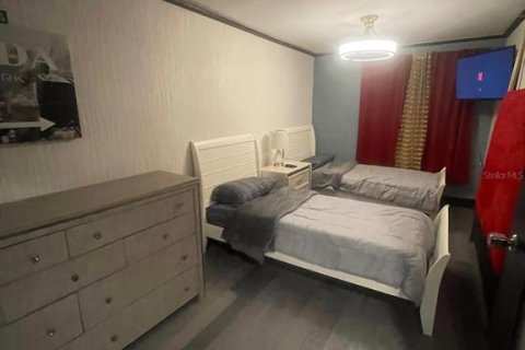 Immobilier commercial à vendre à Fort Myers, Floride: 435.53 m2 № 2213600 - photo 18