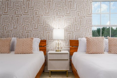 House in Palm City, Florida 9 bedrooms, 458.84 sq.m. № 2012171 - photo 30