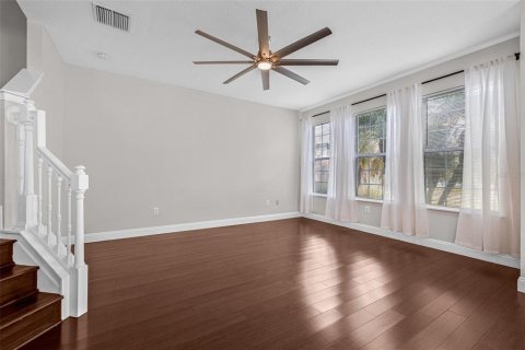 Adosado en venta en Saint Petersburg, Florida, 3 dormitorios, 137.5 m2 № 1679322 - foto 6