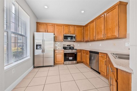 Adosado en venta en Saint Petersburg, Florida, 3 dormitorios, 137.5 m2 № 1679322 - foto 12