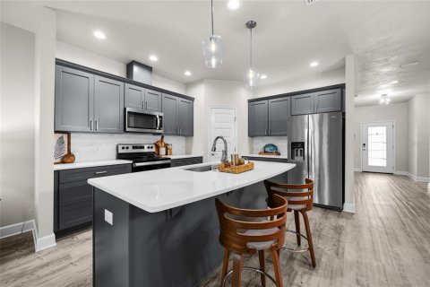 Casa en venta en Newberry, Florida, 3 dormitorios, 146.6 m2 № 1793175 - foto 4