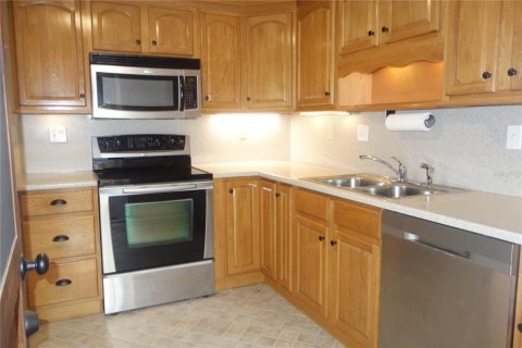 House in Lakeland, Florida 3 bedrooms, 128.48 sq.m. № 1716473 - photo 3