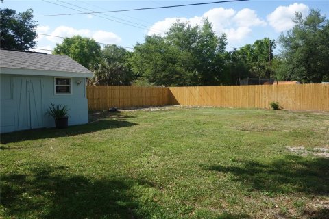 House in Lakeland, Florida 3 bedrooms, 128.48 sq.m. № 1716473 - photo 15