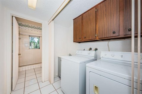 Casa en venta en Seminole, Florida, 4 dormitorios, 196.67 m2 № 1872882 - foto 12