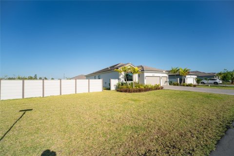 Villa ou maison à Homestead, Floride 4 chambres, 280.1 m2 № 2072588